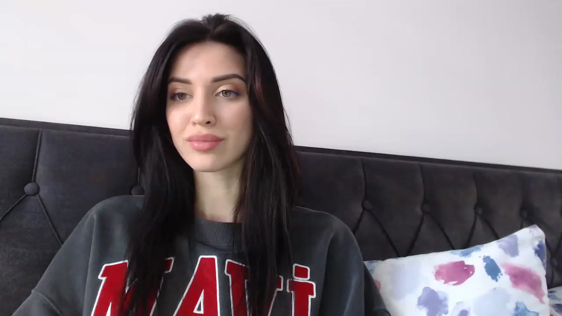 Gallery image thumbnail from Made_in_UA's myfreecams stream on, 01/03/2023, 14:07 image 13 of 20