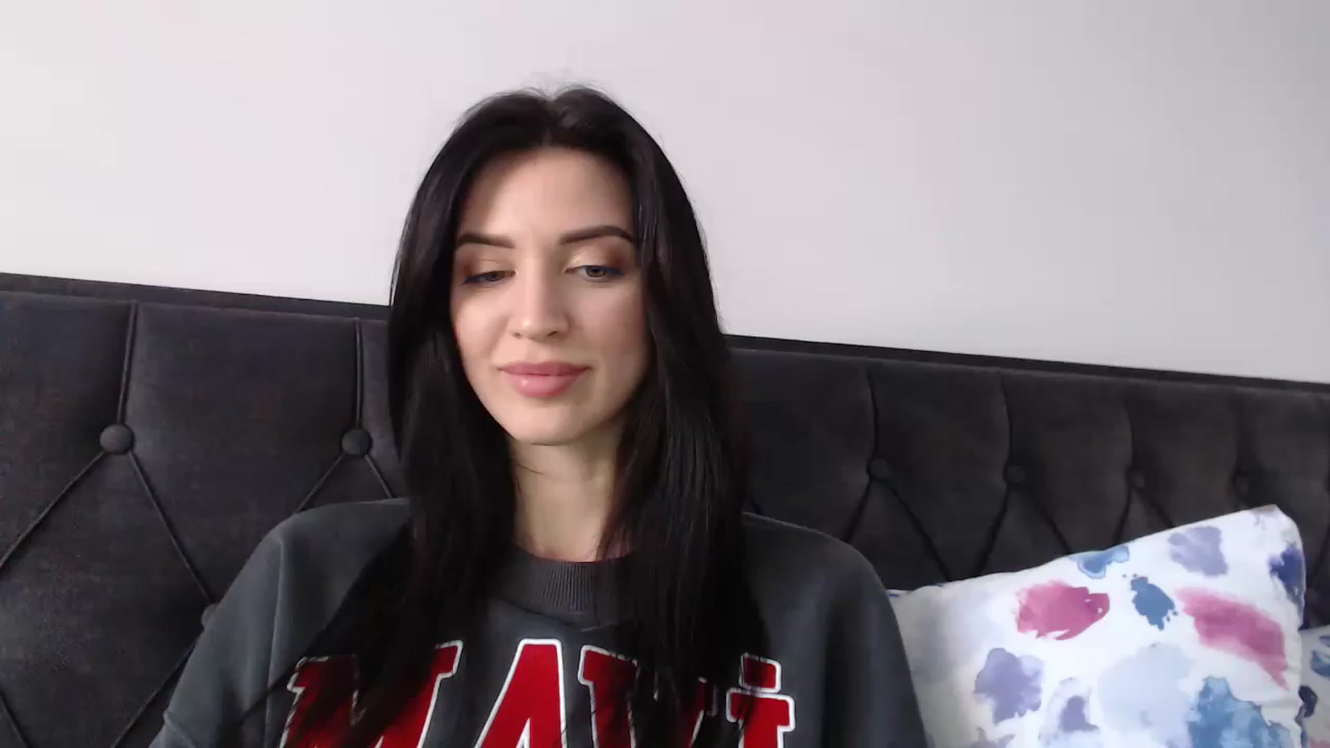 Gallery image thumbnail from Made_in_UA's myfreecams stream on, 01/03/2023, 14:07 image 2 of 20