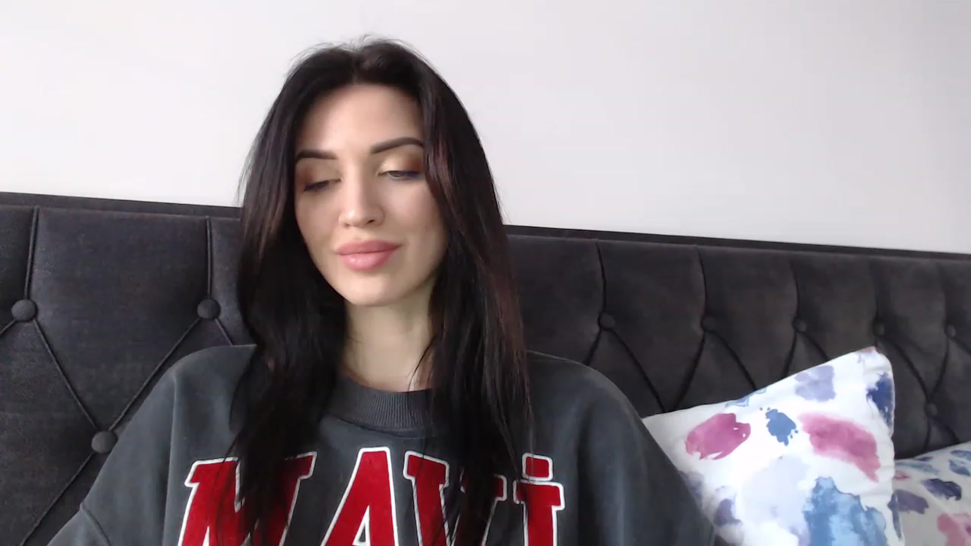 Gallery image thumbnail from Made_in_UA's myfreecams stream on, 01/03/2023, 14:07 image 10 of 20
