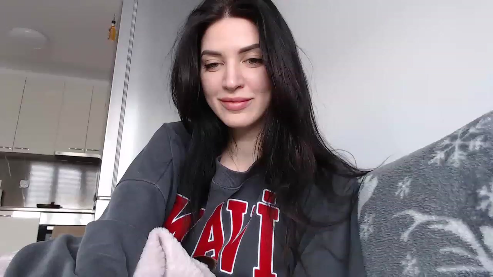 Gallery image thumbnail from Made_in_UA's myfreecams stream on, 02/15/2023, 12:47 image 5 of 20