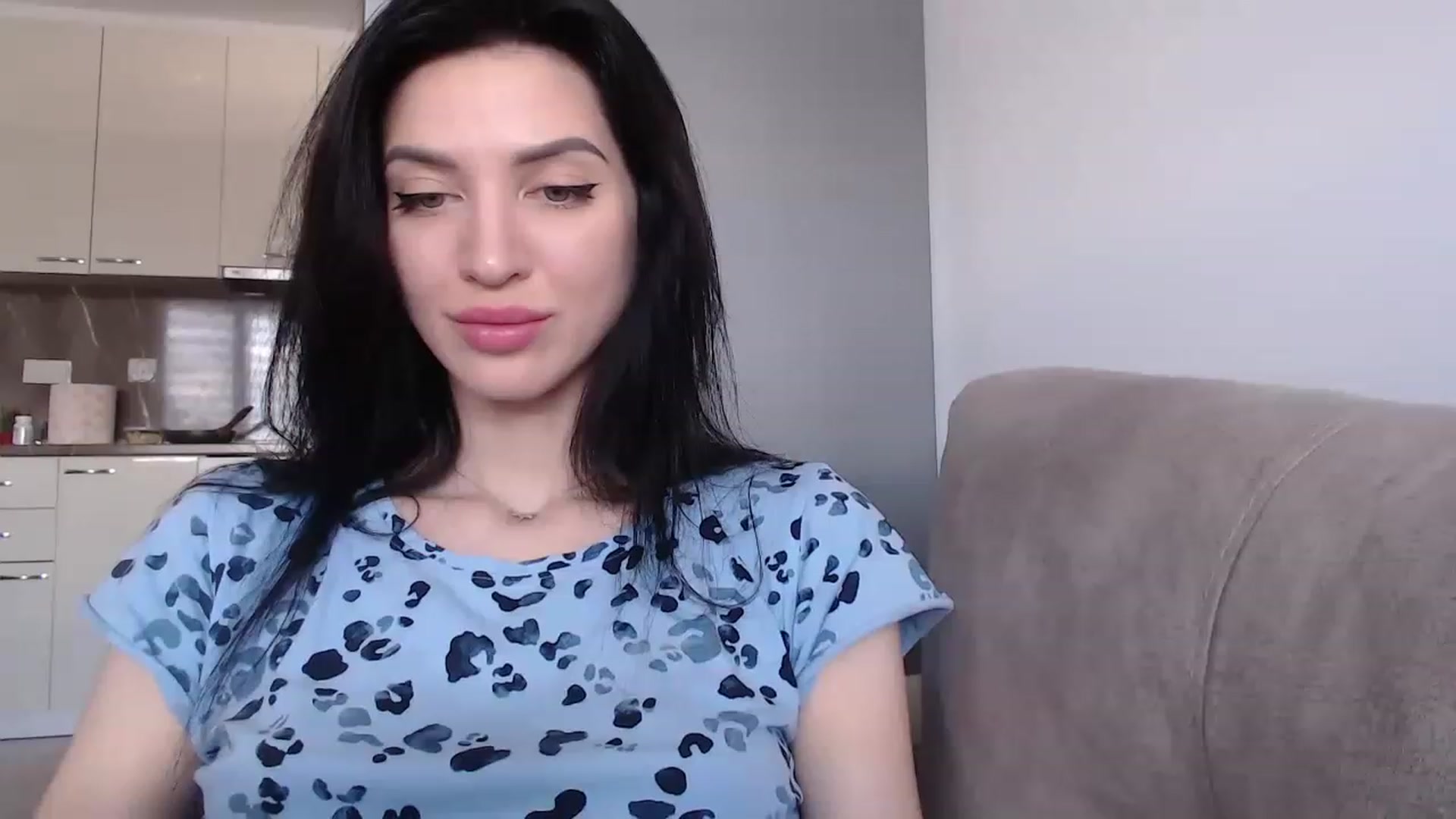 Gallery image thumbnail from Made_in_UA's myfreecams stream on, 03/26/2023, 12:59 image 17 of 20