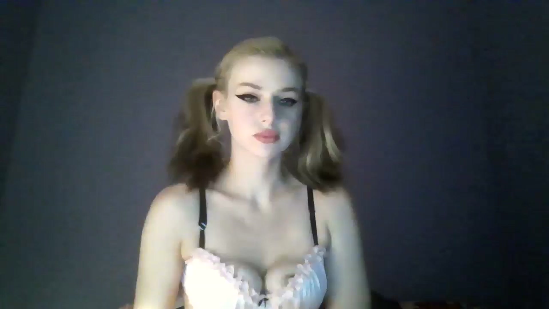Gallery image thumbnail from MadelynDoll's myfreecams stream on, 06/02/2024, 24:05 image 9 of 20