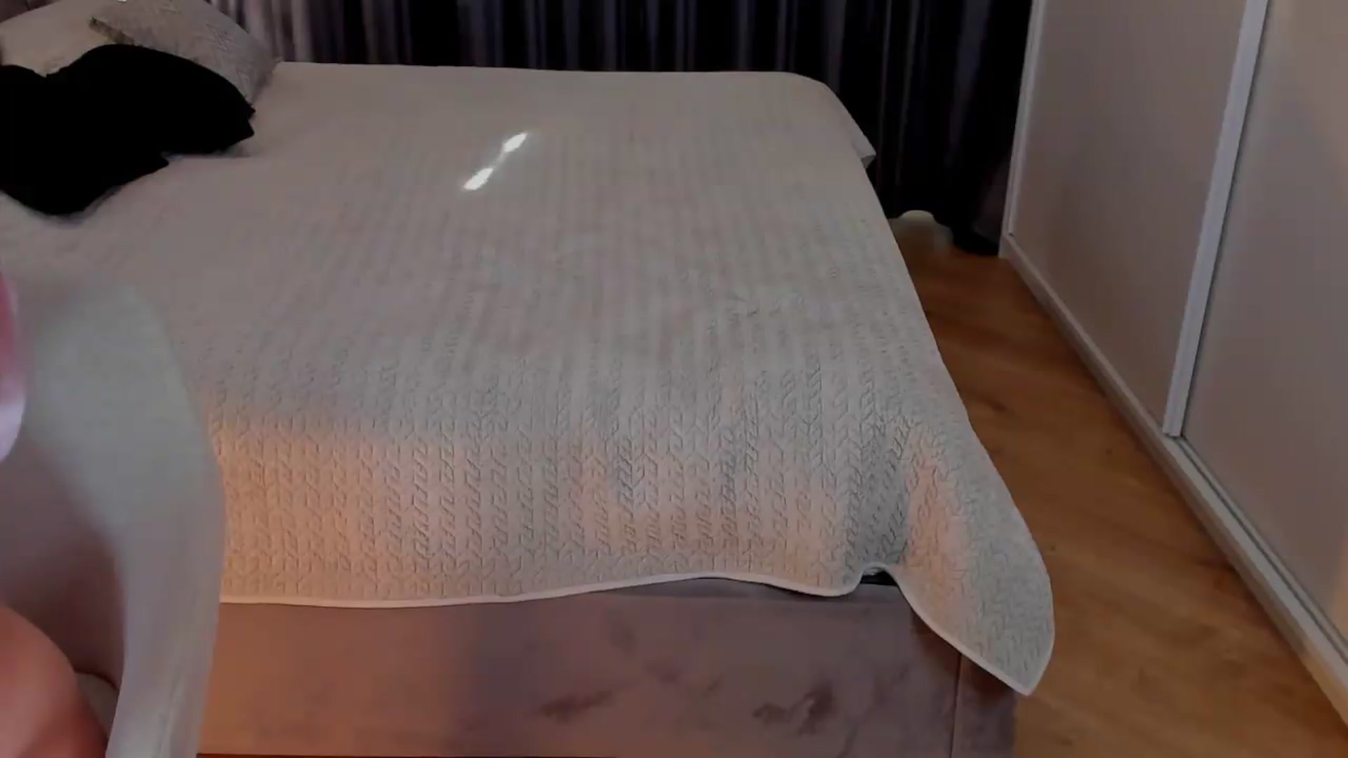 Gallery image thumbnail from MadelynSkye's myfreecams stream on, 08/13/2026, 14:55 image 14 of 20