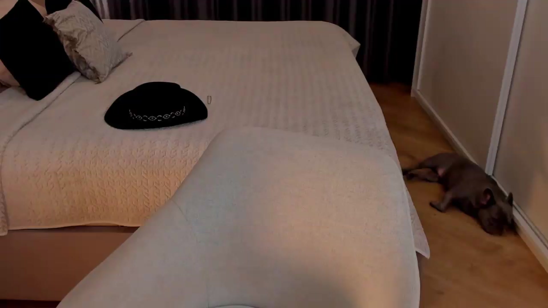 Gallery image thumbnail from MadelynSkye's myfreecams stream on, 08/21/2026, 22:03 image 16 of 20