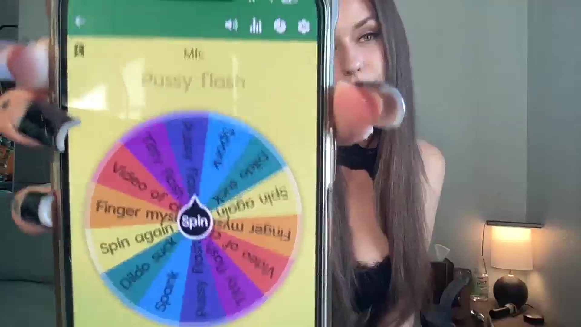Gallery image thumbnail from MadiMeadows's myfreecams stream on, 10/20/2023, 23:49 image 11 of 20