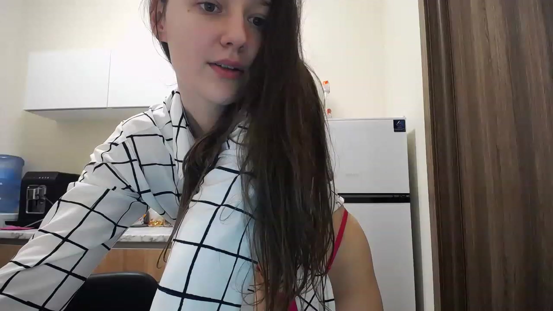 Gallery image thumbnail from Madi_Lainee's myfreecams stream on, 11/25/2022, 17:43 image 7 of 20