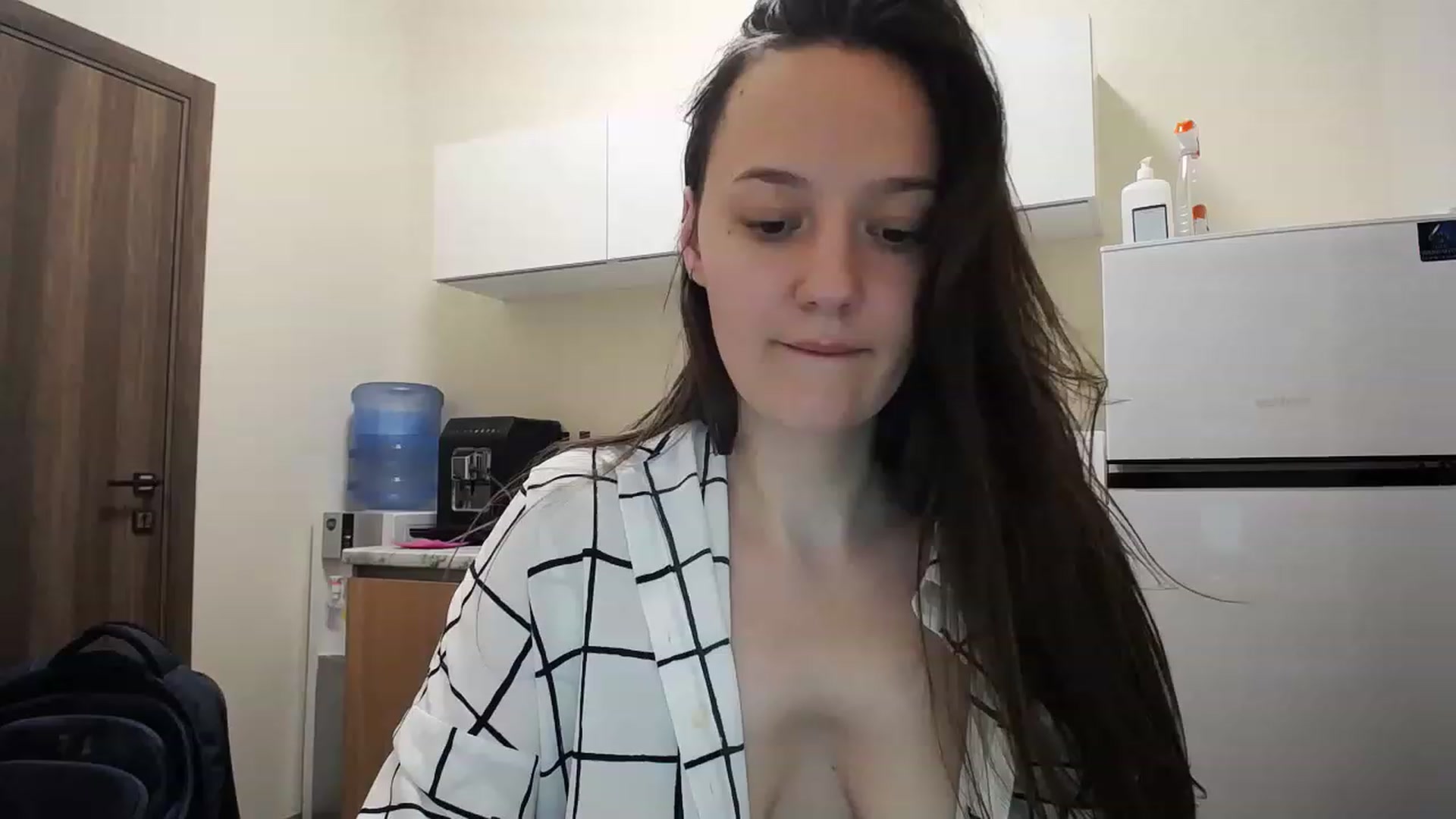 Gallery image thumbnail from Madi_Lainee's myfreecams stream on, 11/25/2022, 17:43 image 12 of 20