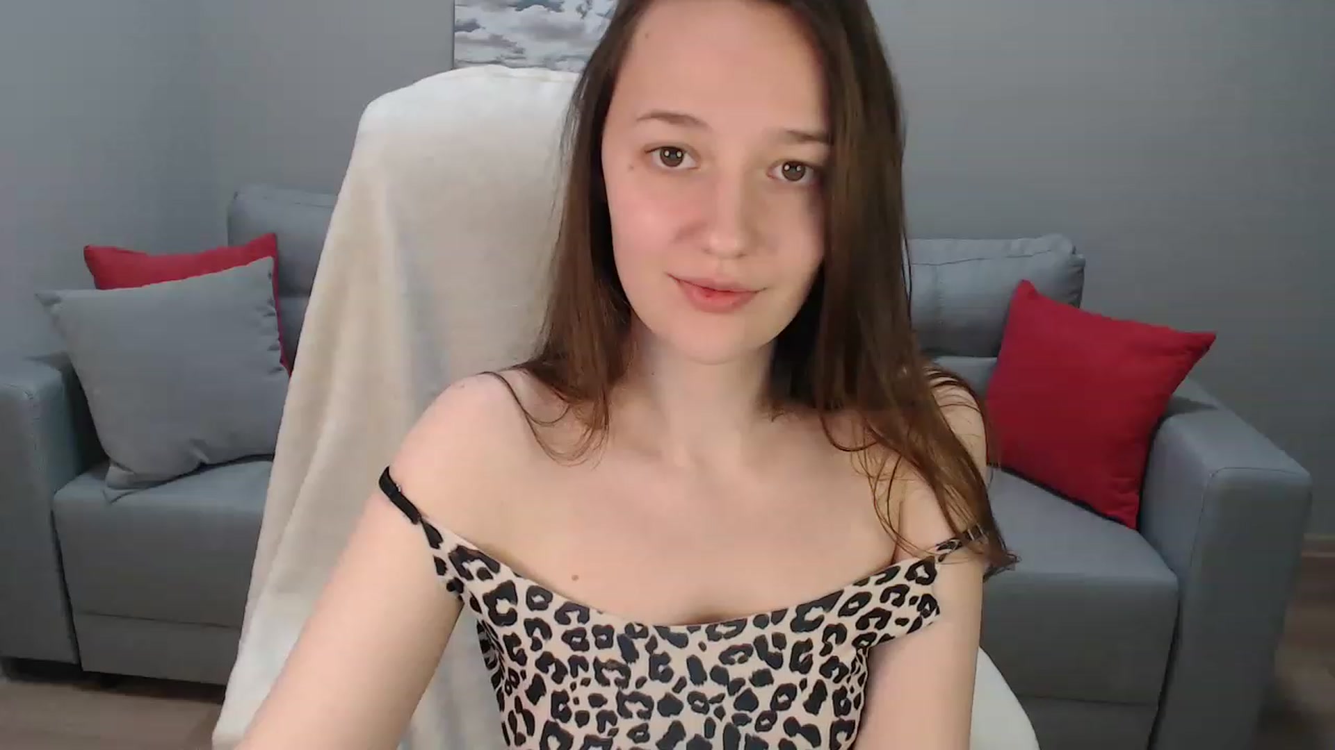 Gallery image thumbnail from Madi_Lainee's myfreecams stream on, 12/05/2022, 13:31 image 16 of 20