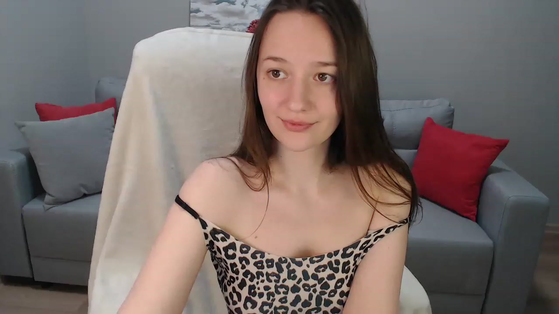 Gallery image thumbnail from Madi_Lainee's myfreecams stream on, 12/05/2022, 13:31 image 15 of 20