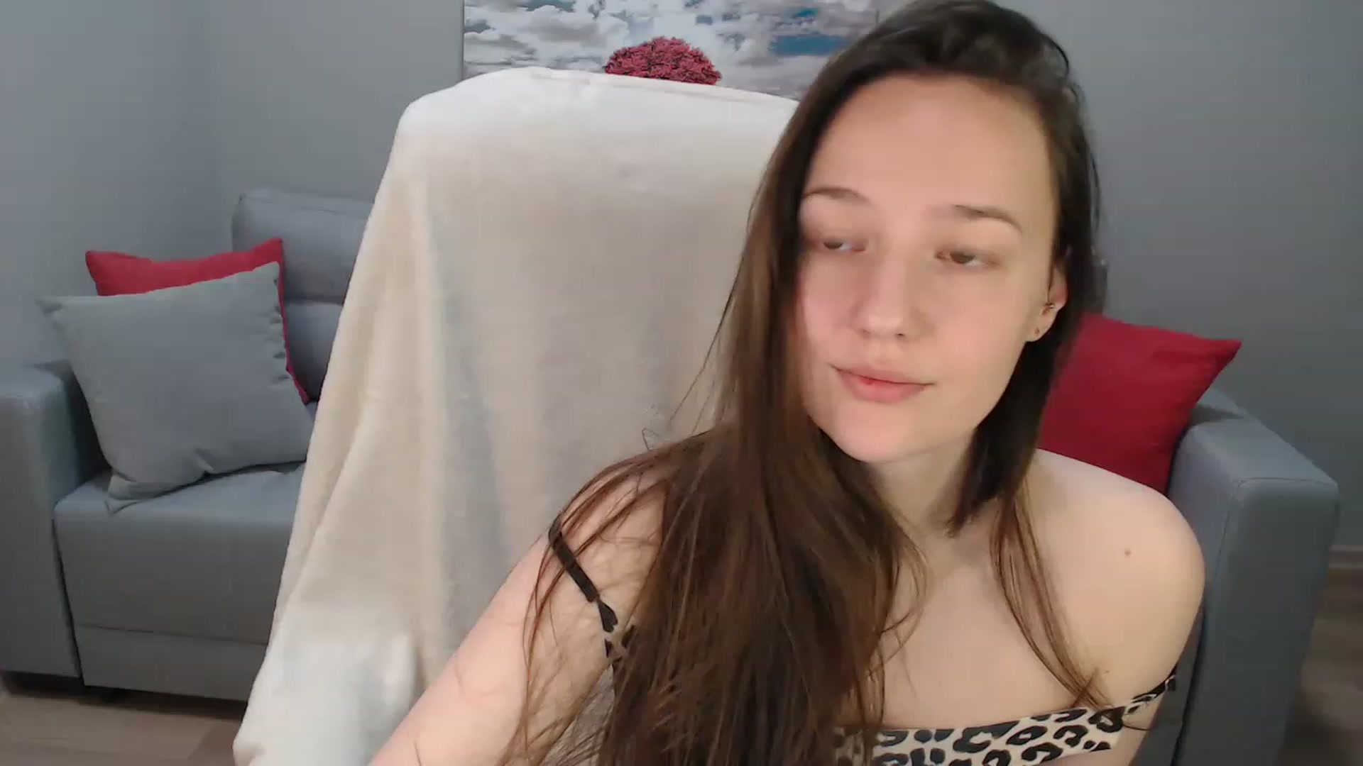 Gallery image thumbnail from Madi_Lainee's myfreecams stream on, 12/05/2022, 13:31 image 17 of 20