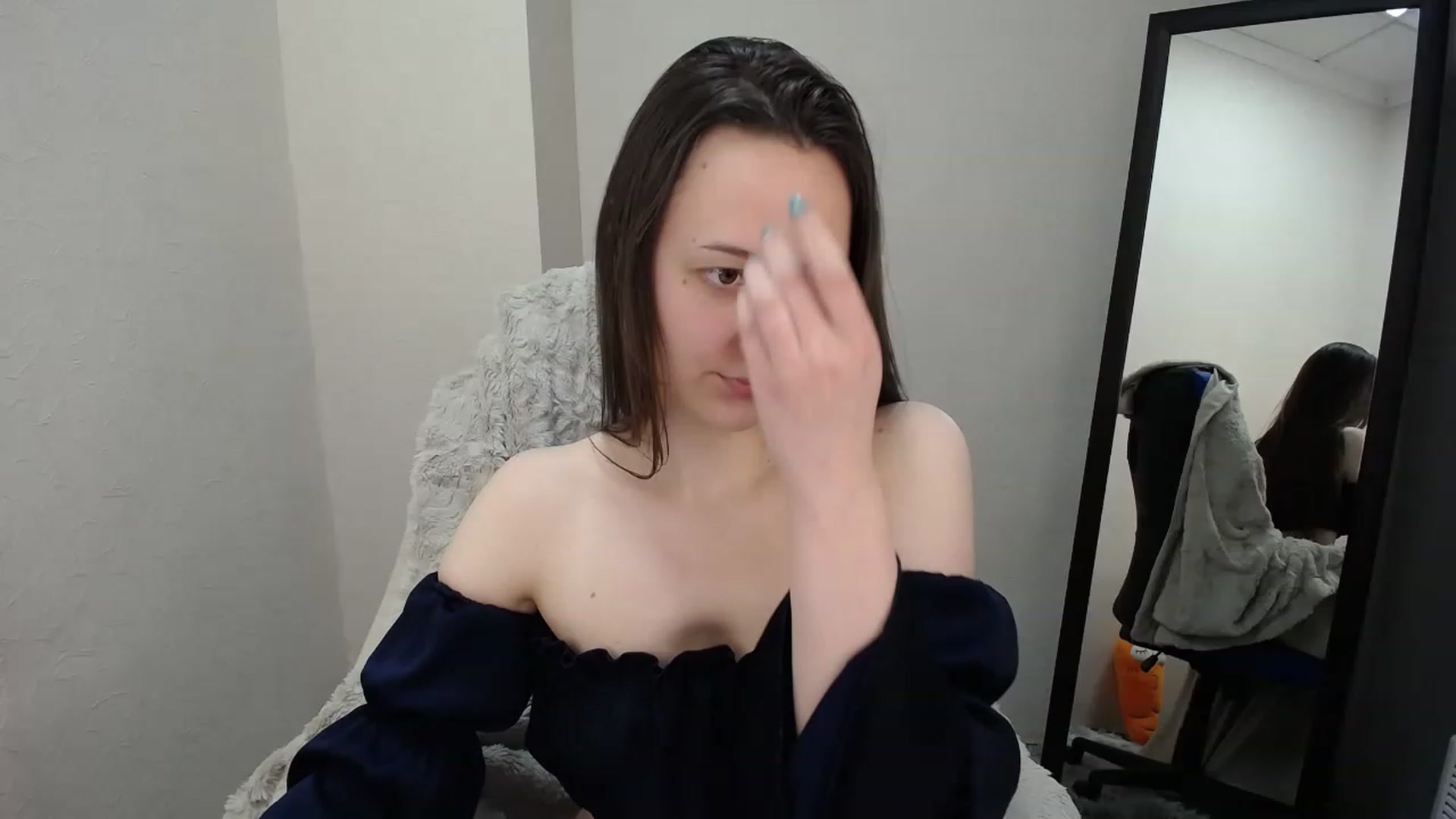 Gallery image thumbnail from Madi_Lainee's myfreecams stream on, 02/18/2023, 14:24 image 18 of 20