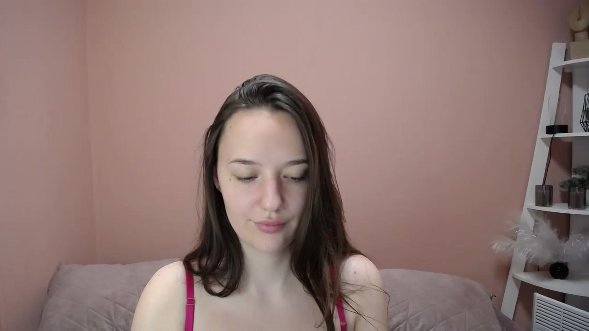 Gallery image thumbnail from Madi_Lainee's myfreecams stream on, 10/28/2023, 12:31 image 4 of 20