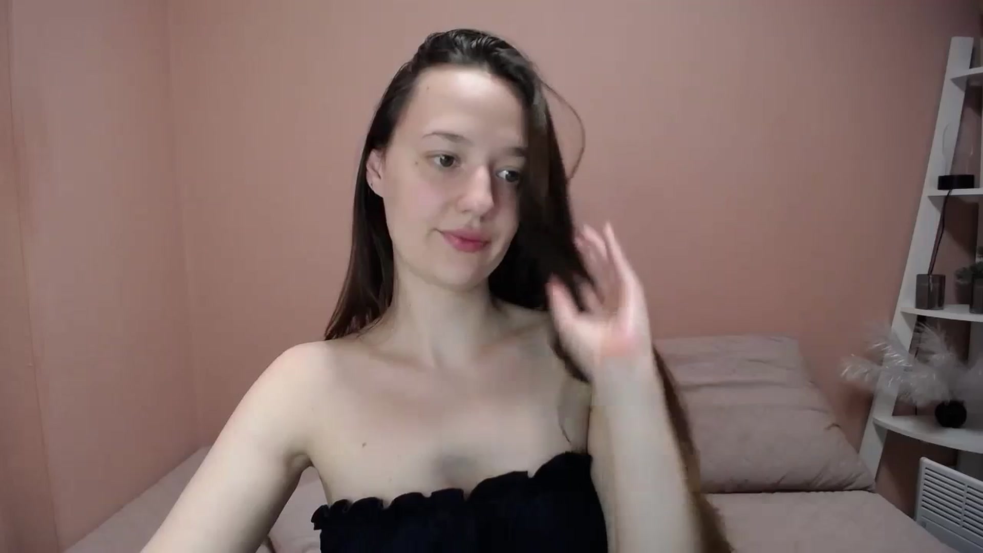 Gallery image thumbnail from Madi_Lainee's myfreecams stream on, 12/27/2023, 13:55 image 13 of 20