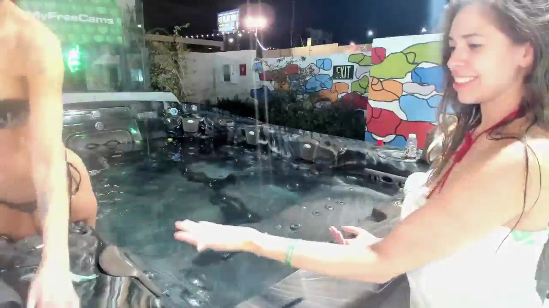 Gallery image thumbnail from MadisonCarter's myfreecams stream on, 05/22/2024, 10:35 image 8 of 20