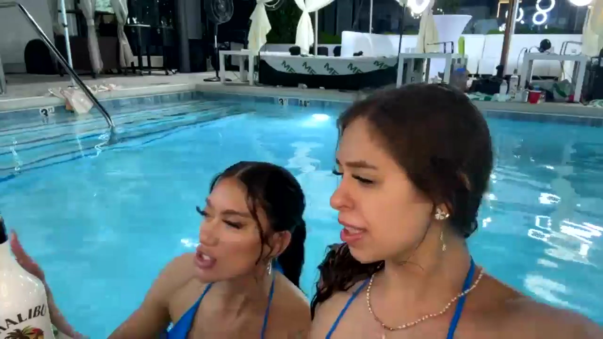 Gallery image thumbnail from MadisonCarter's myfreecams stream on, 05/23/2024, 10:46 image 15 of 20