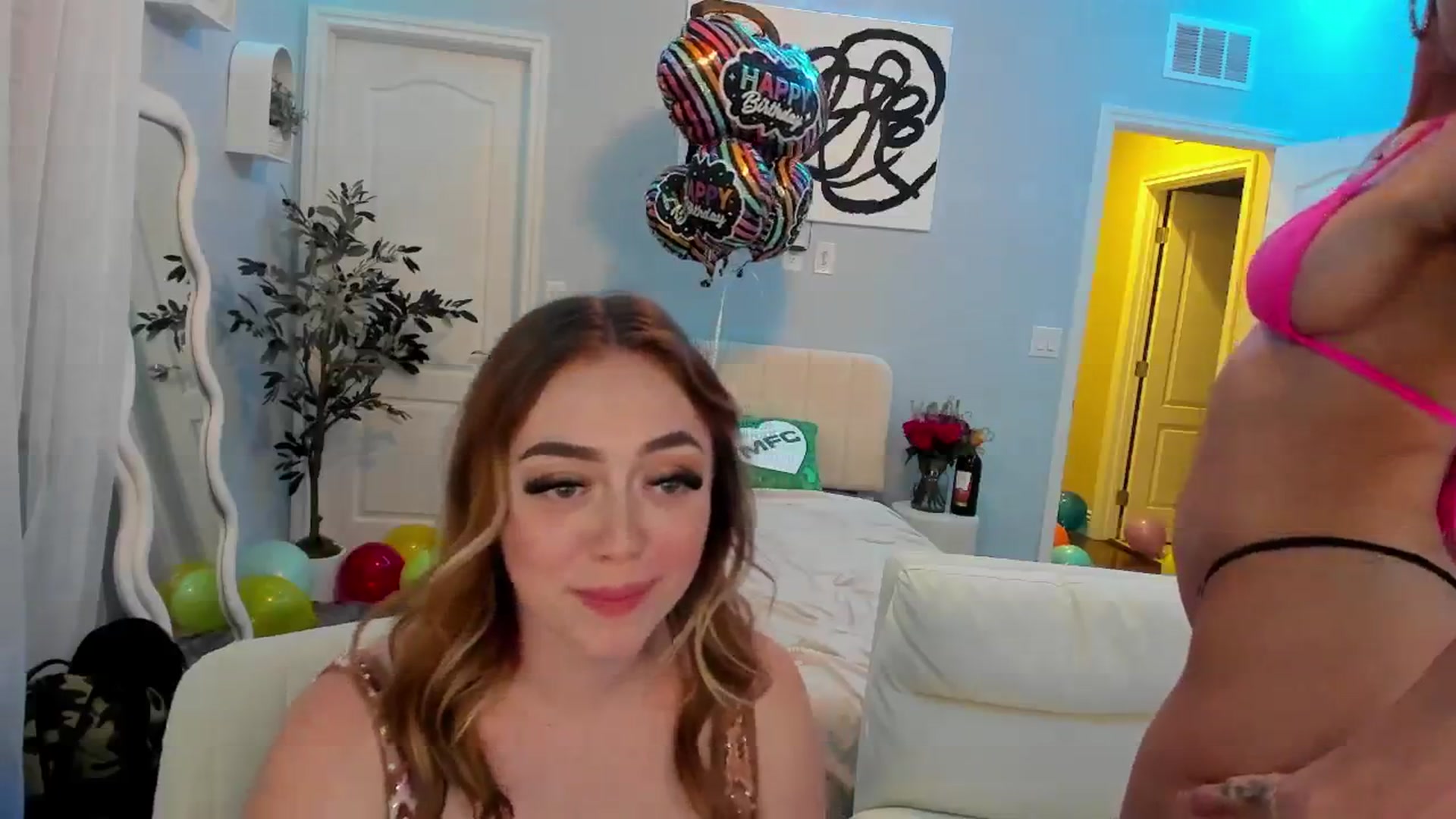Gallery image thumbnail from MadisonCarter's myfreecams stream on, 07/23/2024, 07:53 image 14 of 20