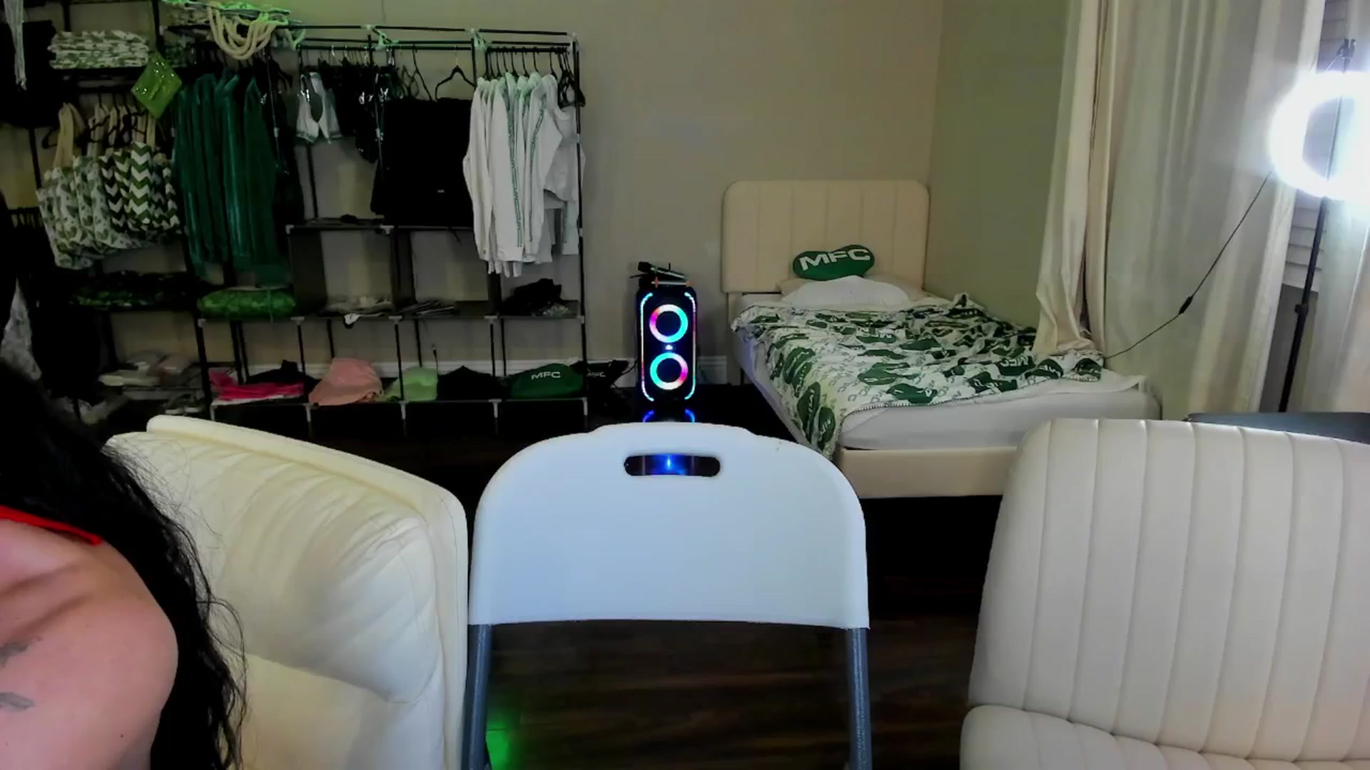 Gallery image thumbnail from MadisonCarter's myfreecams stream on, 03/14/2025, 08:31 image 5 of 20