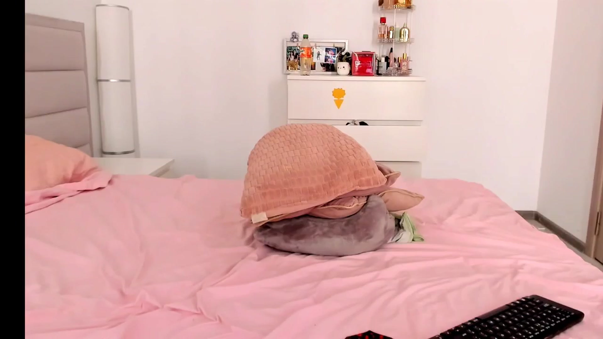 Gallery image thumbnail from MadisonDivine's myfreecams stream on, 08/30/2025, 12:42 image 16 of 20