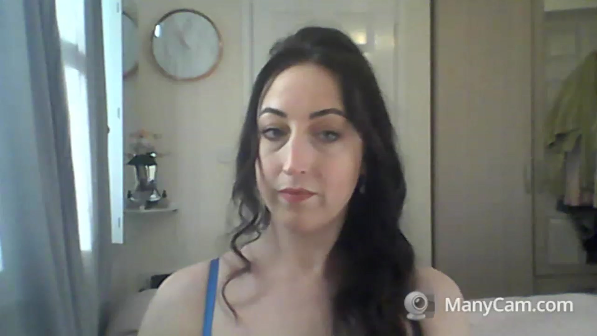 Gallery image thumbnail from MadisonFox1's myfreecams stream on, 01/20/2023, 10:58 image 14 of 20