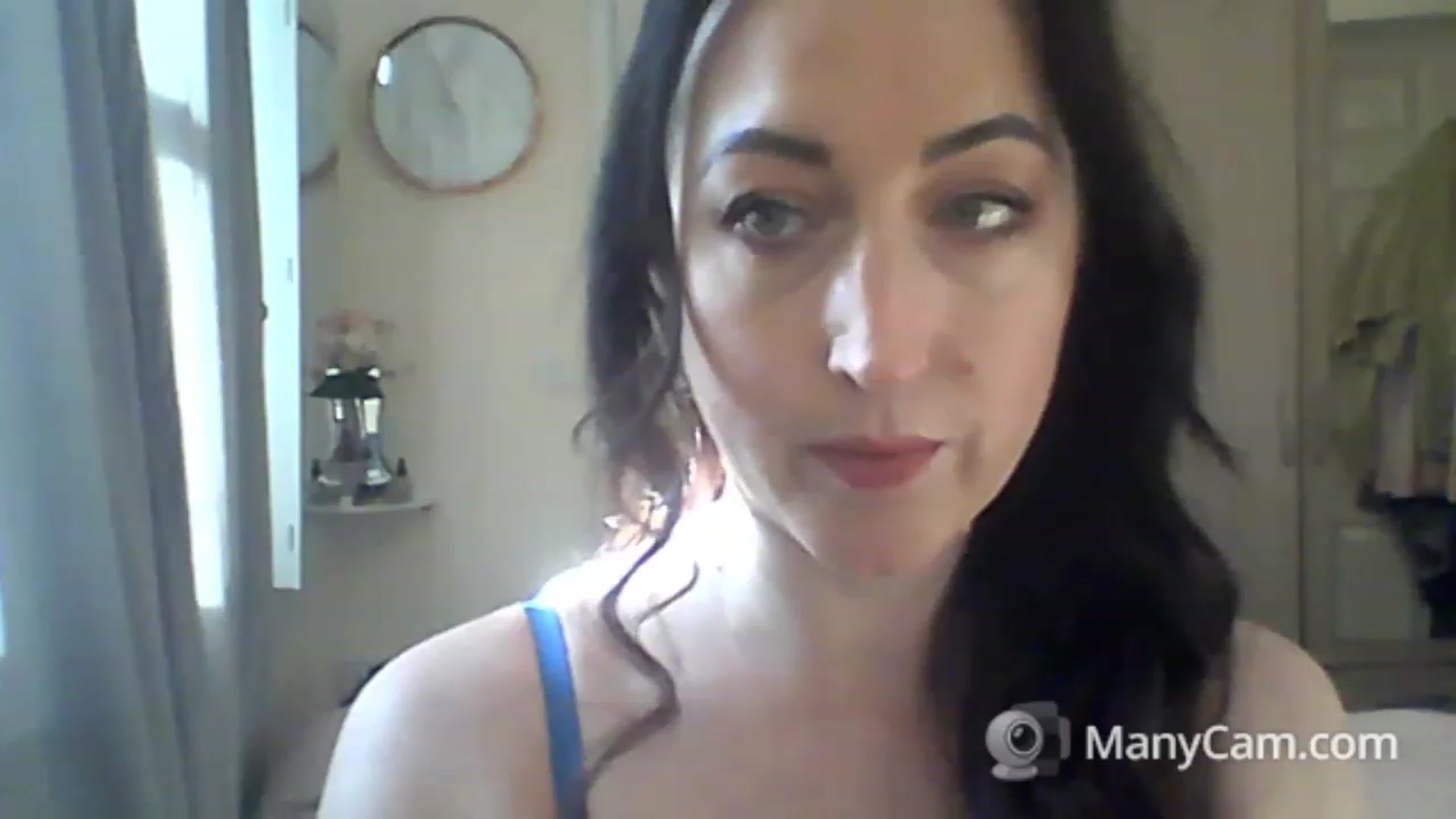 Gallery image thumbnail from MadisonFox1's myfreecams stream on, 01/20/2023, 10:58 image 19 of 20