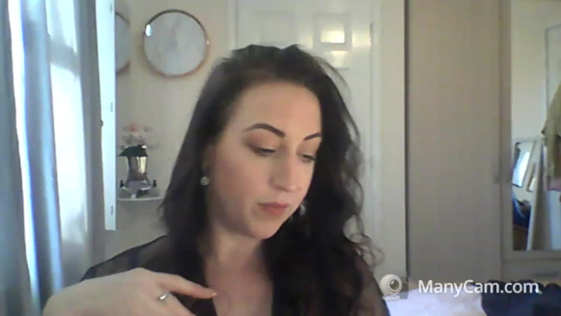 Gallery image thumbnail from MadisonFox1's myfreecams stream on, 01/20/2023, 11:44 image 14 of 20