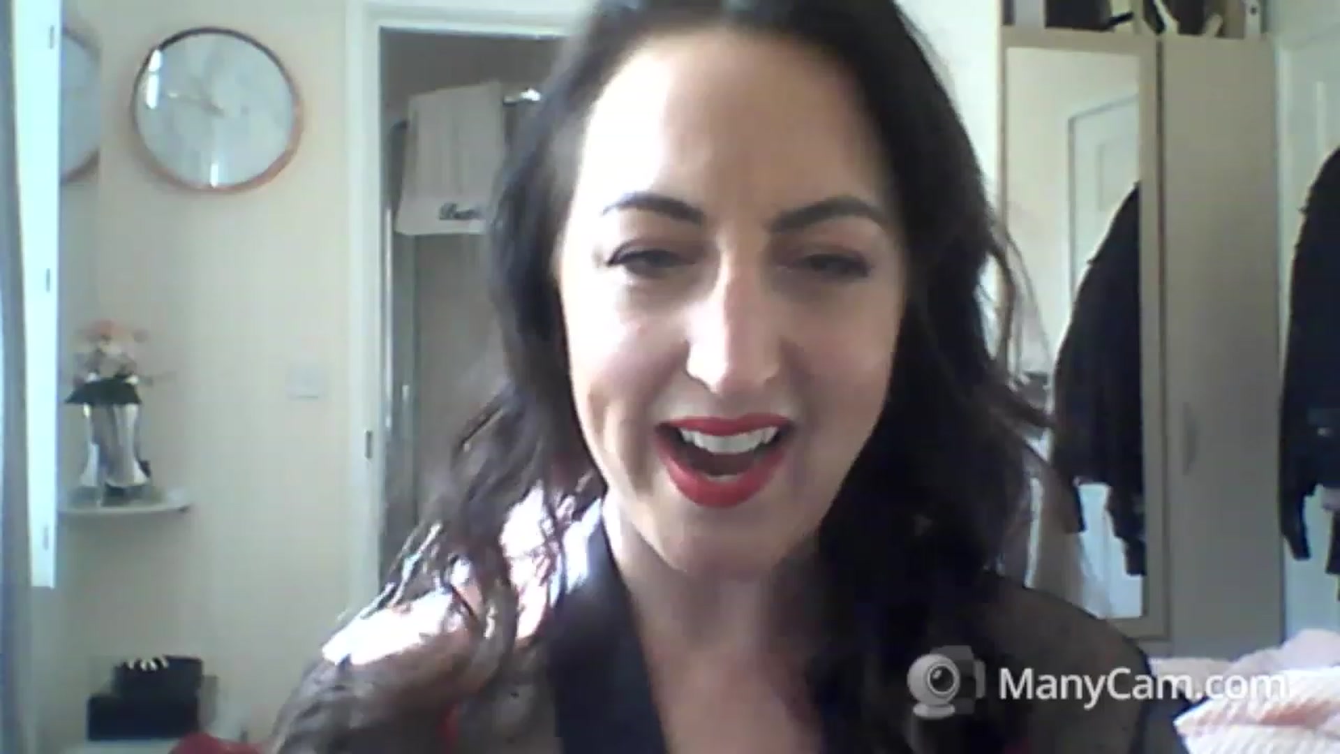 Gallery image thumbnail from MadisonFox1's myfreecams stream on, 01/26/2023, 10:53 image 16 of 20