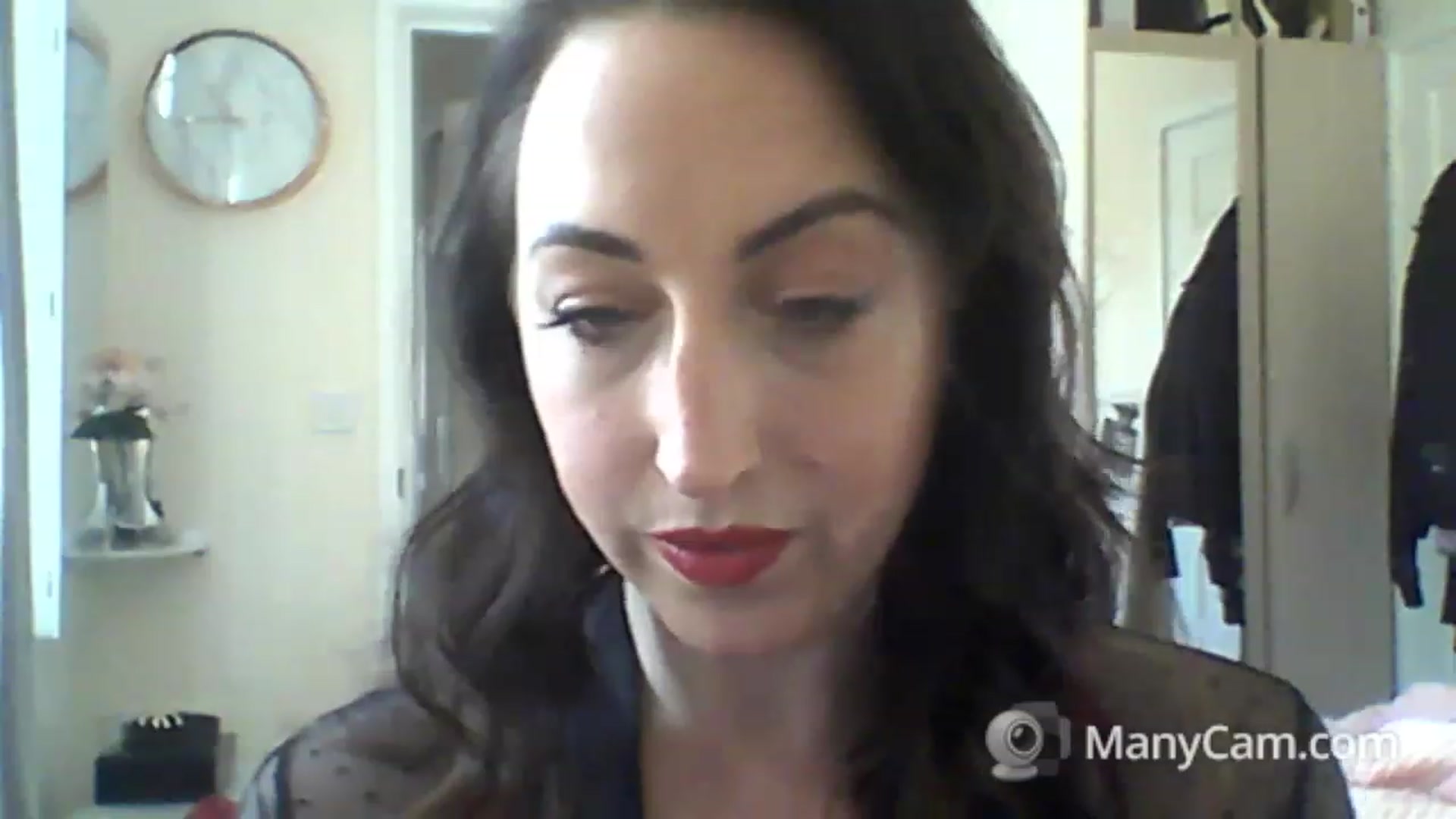 Gallery image thumbnail from MadisonFox1's myfreecams stream on, 01/26/2023, 10:53 image 10 of 20