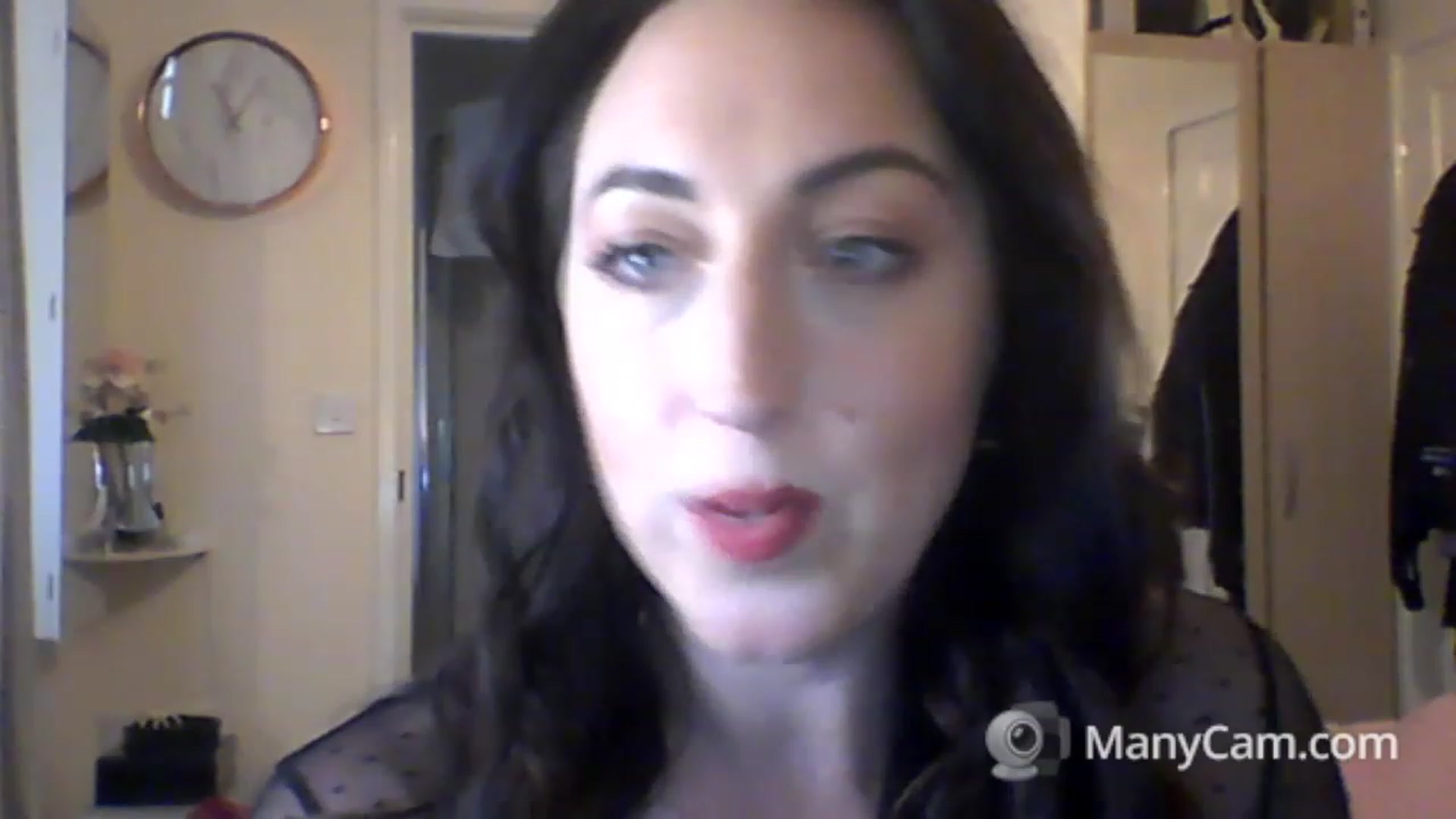 Gallery image thumbnail from MadisonFox1's myfreecams stream on, 01/26/2023, 11:32 image 3 of 20