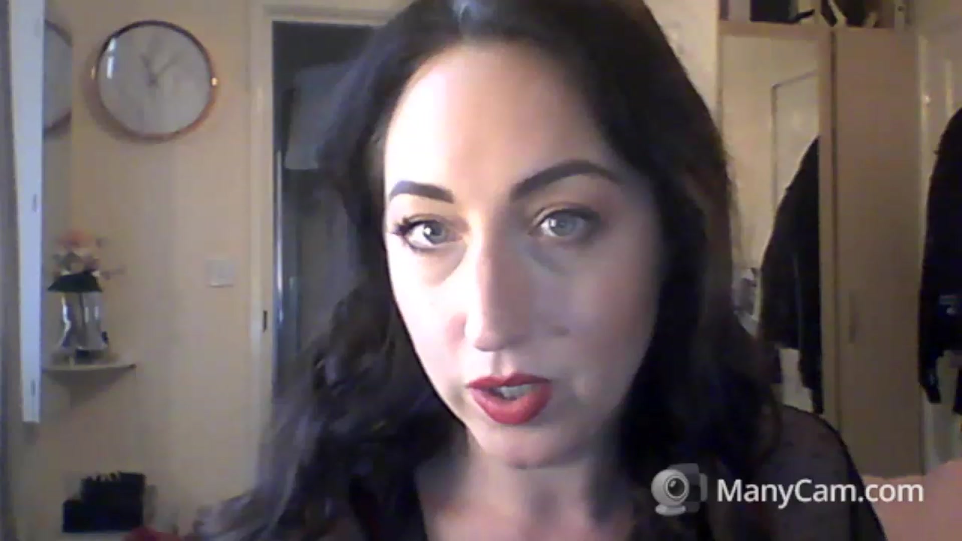 Gallery image thumbnail from MadisonFox1's myfreecams stream on, 01/26/2023, 11:32 image 4 of 20