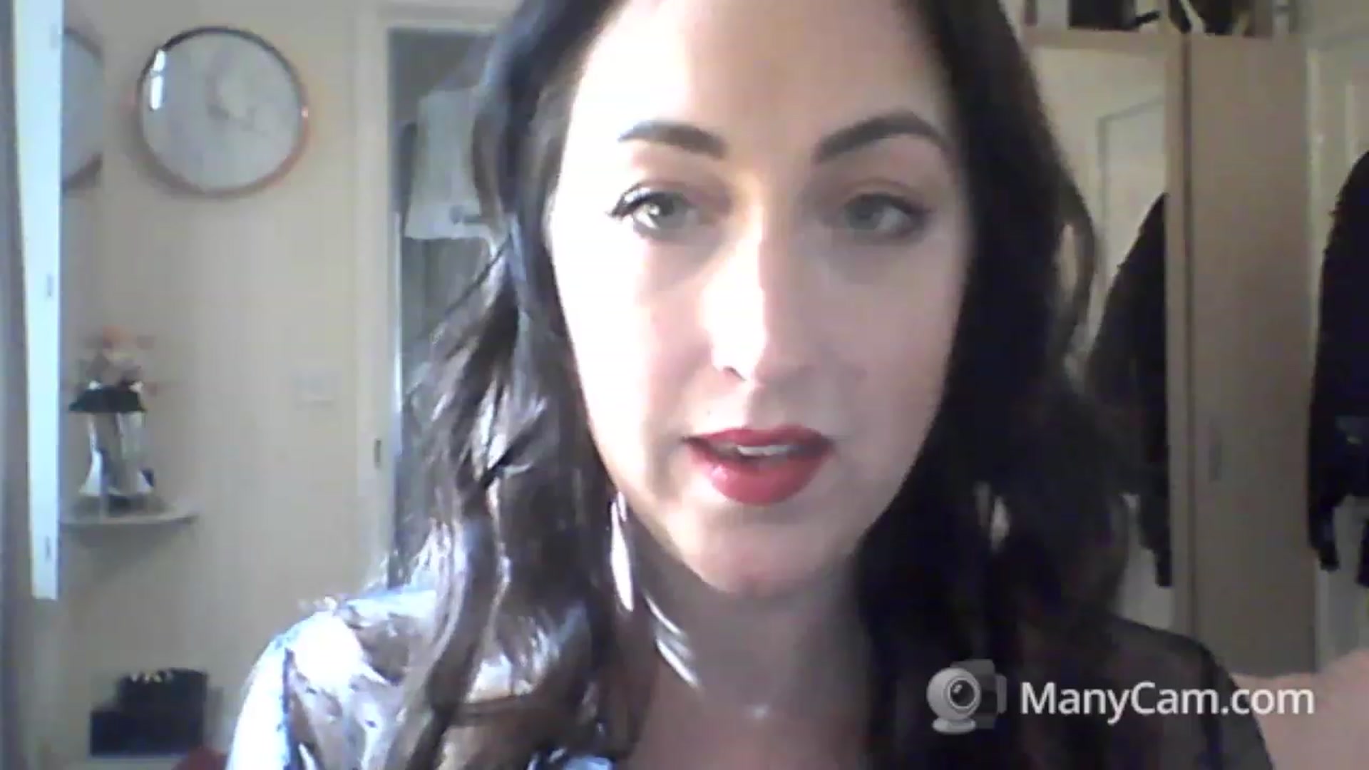 Gallery image thumbnail from MadisonFox1's myfreecams stream on, 01/26/2023, 11:32 image 14 of 20