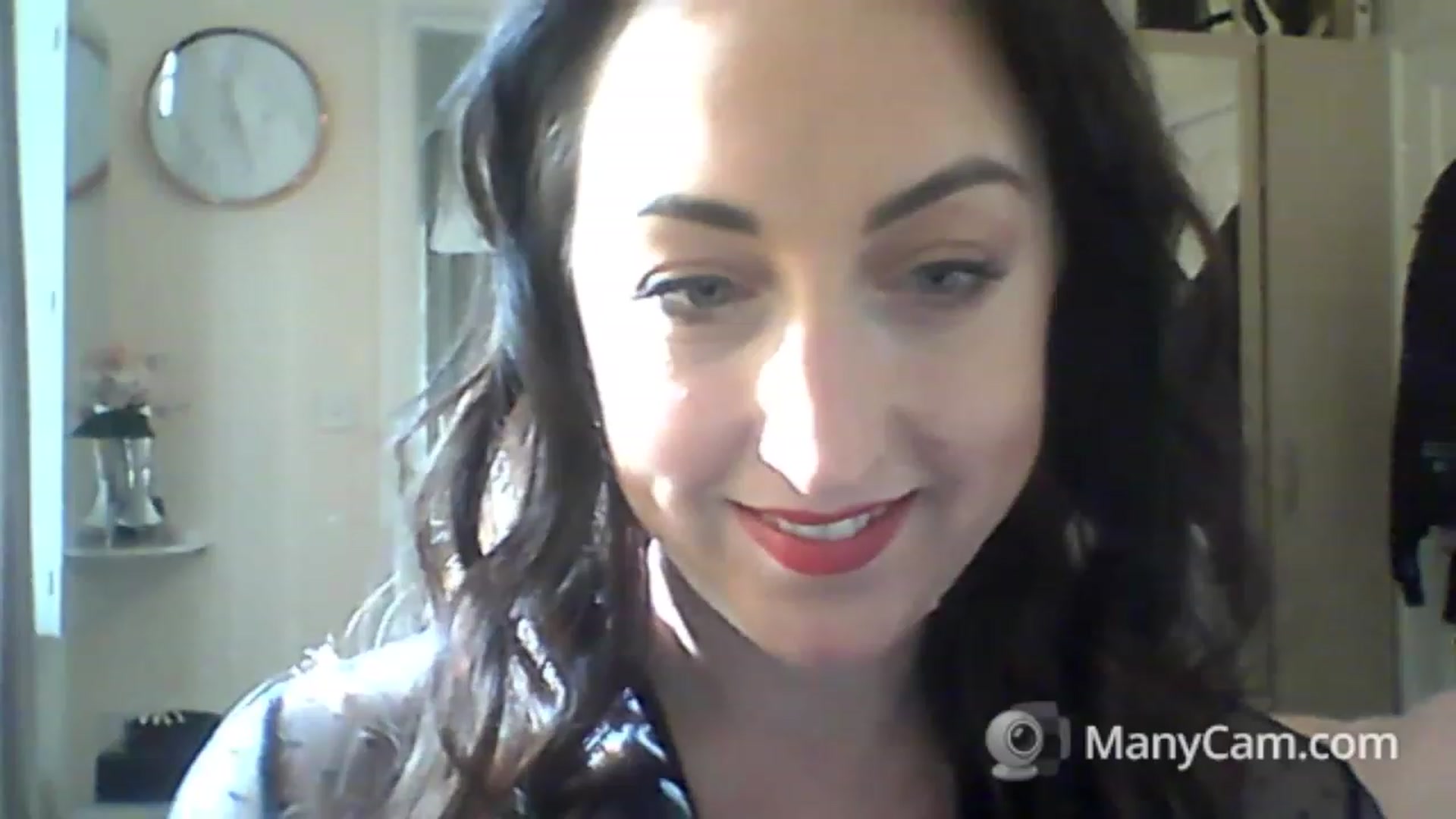 Gallery image thumbnail from MadisonFox1's myfreecams stream on, 01/26/2023, 11:32 image 20 of 20