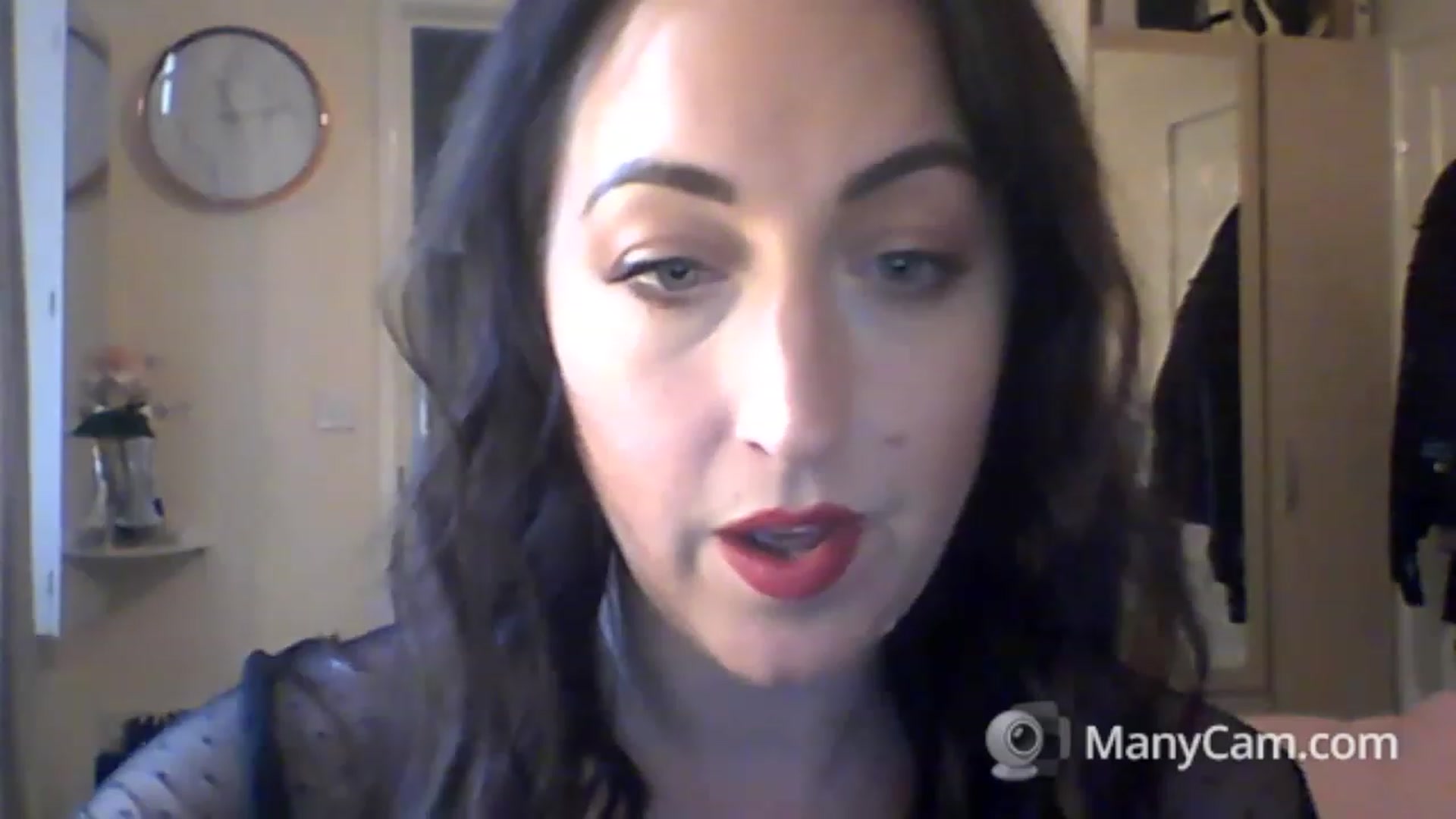 Gallery image thumbnail from MadisonFox1's myfreecams stream on, 01/26/2023, 11:32 image 9 of 20
