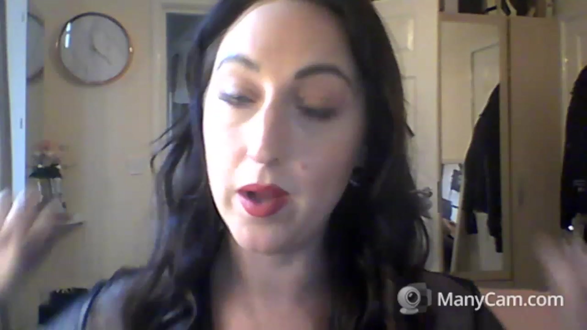 Gallery image thumbnail from MadisonFox1's myfreecams stream on, 01/26/2023, 11:32 image 16 of 20