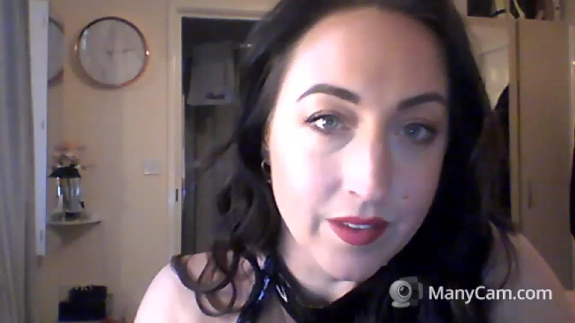 Gallery image thumbnail from MadisonFox1's myfreecams stream on, 01/26/2023, 12:18 image 19 of 20