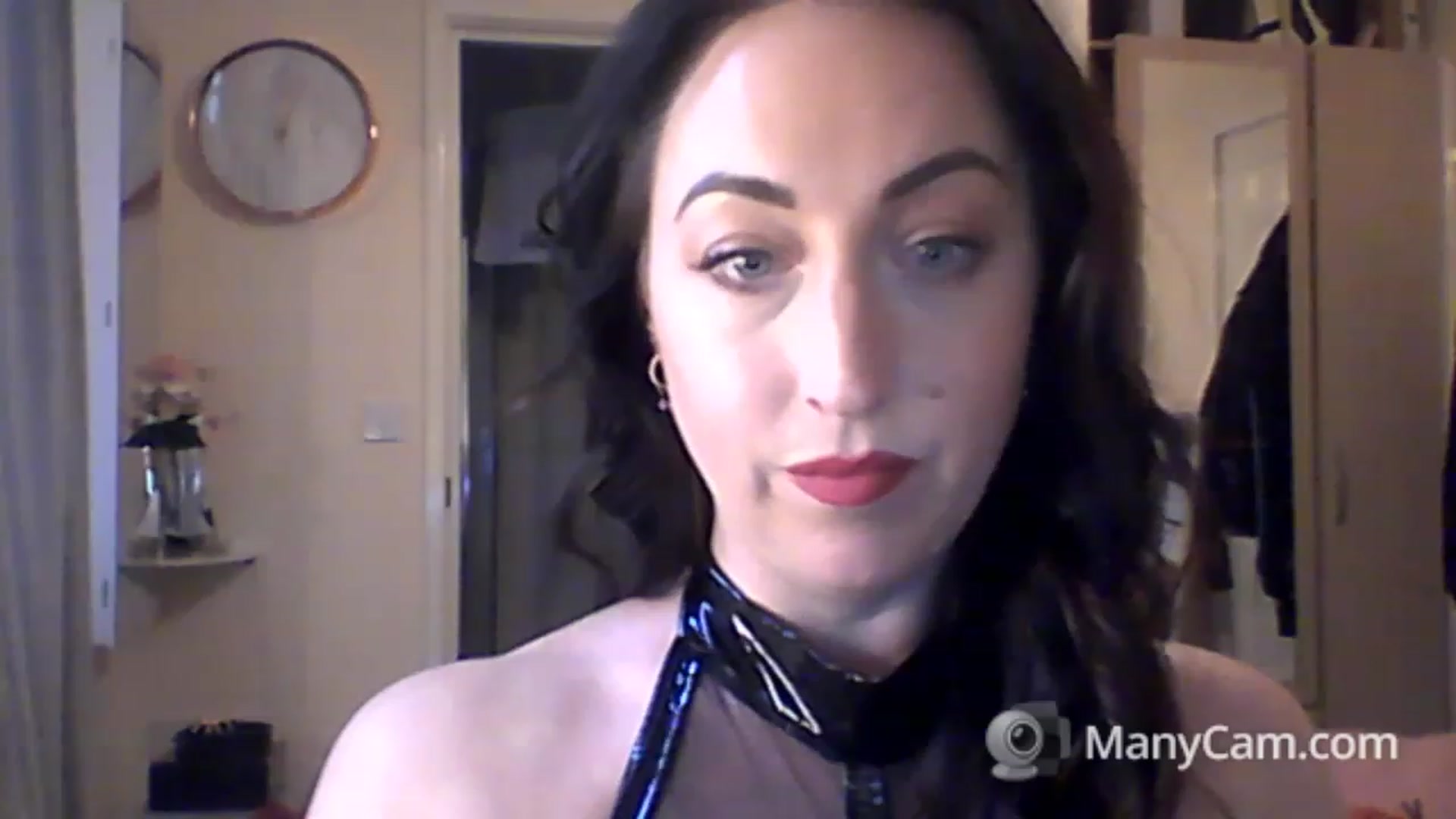 Gallery image thumbnail from MadisonFox1's myfreecams stream on, 01/26/2023, 12:18 image 9 of 20