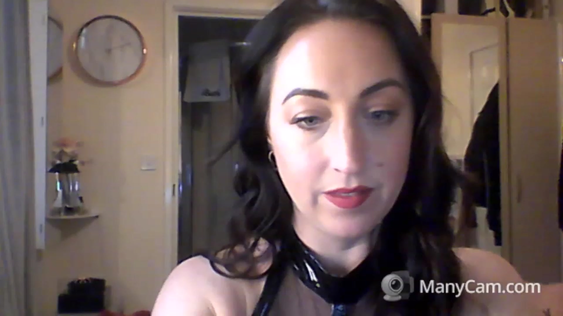 Gallery image thumbnail from MadisonFox1's myfreecams stream on, 01/26/2023, 12:18 image 17 of 20