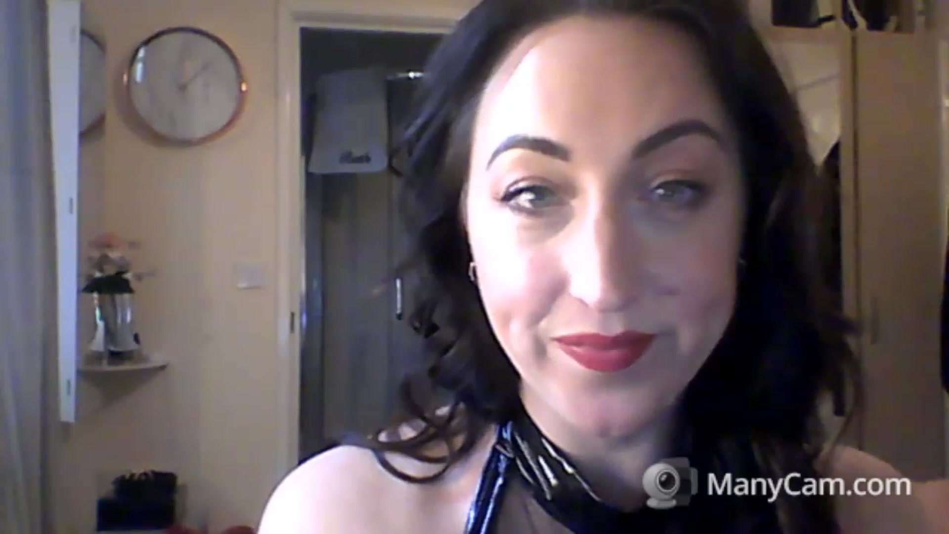 Gallery image thumbnail from MadisonFox1's myfreecams stream on, 01/26/2023, 12:18 image 13 of 20