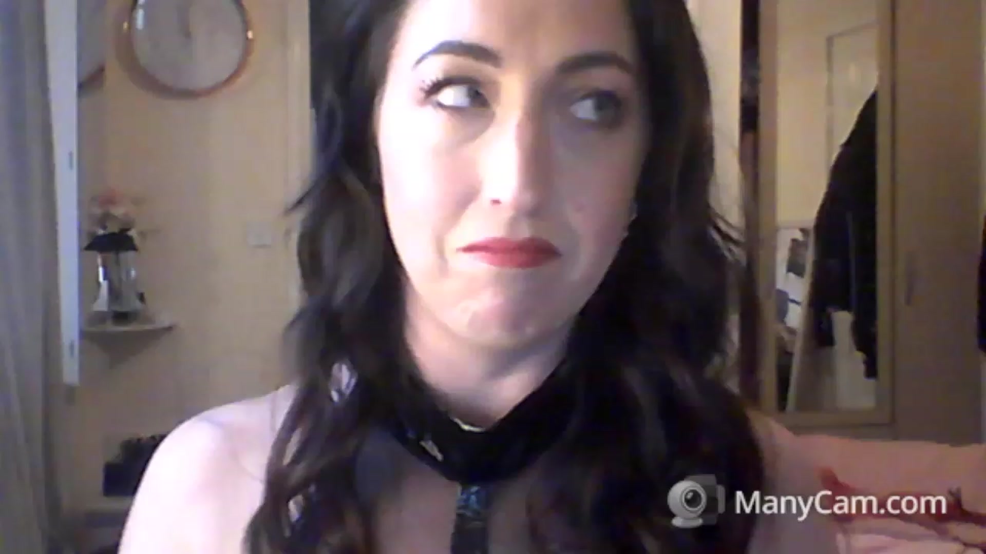 Gallery image thumbnail from MadisonFox1's myfreecams stream on, 01/26/2023, 12:18 image 2 of 20