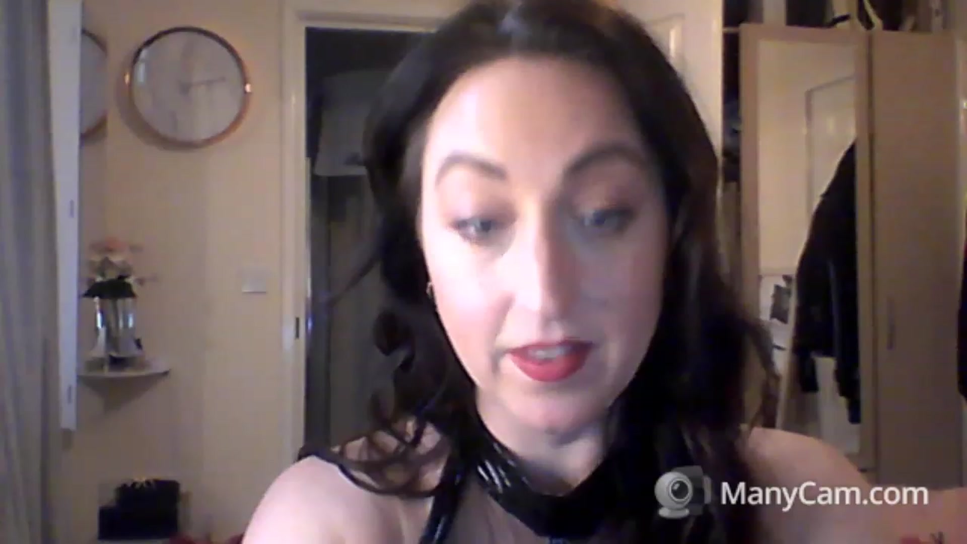 Gallery image thumbnail from MadisonFox1's myfreecams stream on, 01/26/2023, 12:18 image 18 of 20