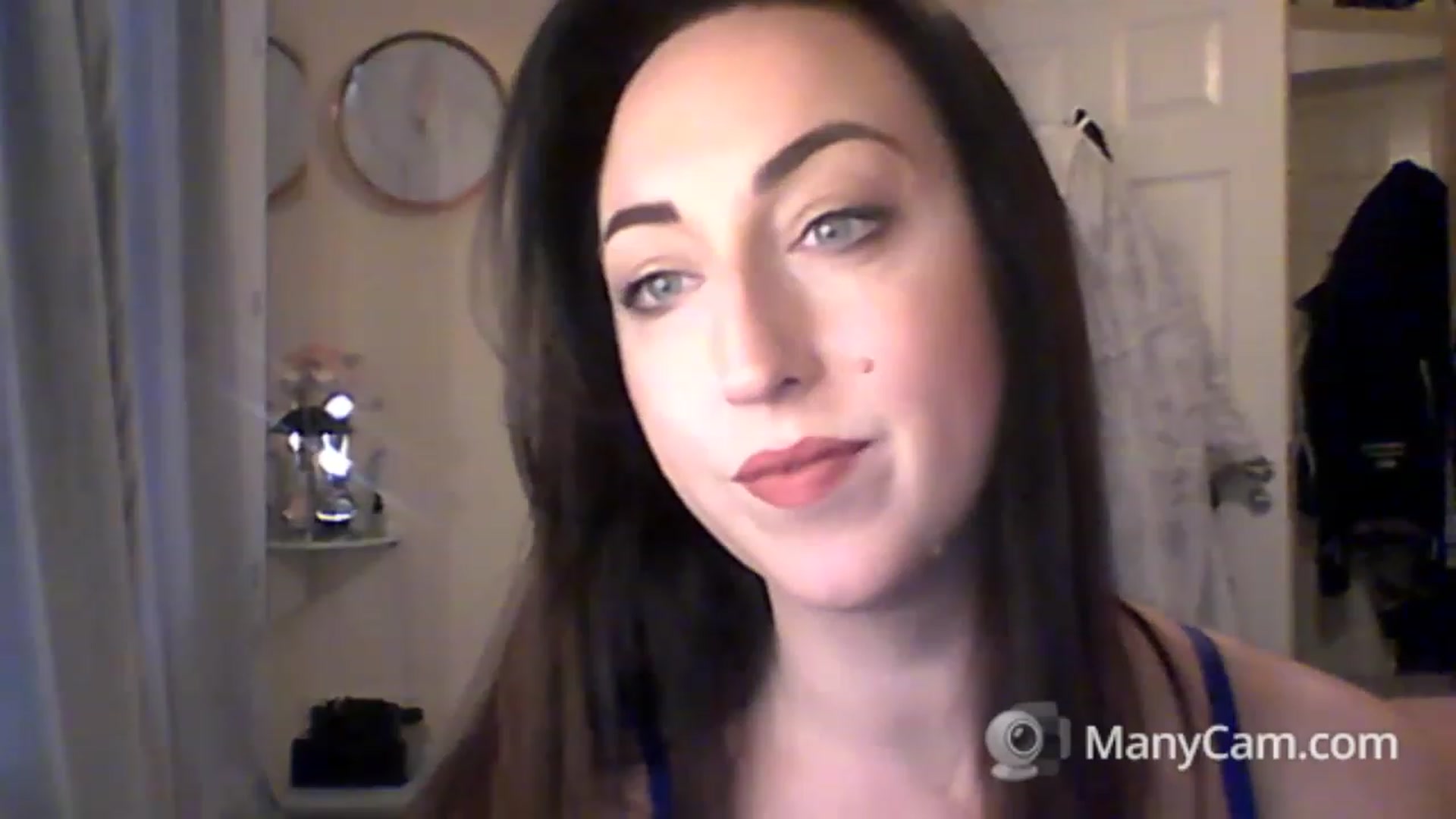 Gallery image thumbnail from MadisonFox1's myfreecams stream on, 01/27/2023, 12:18 image 5 of 20