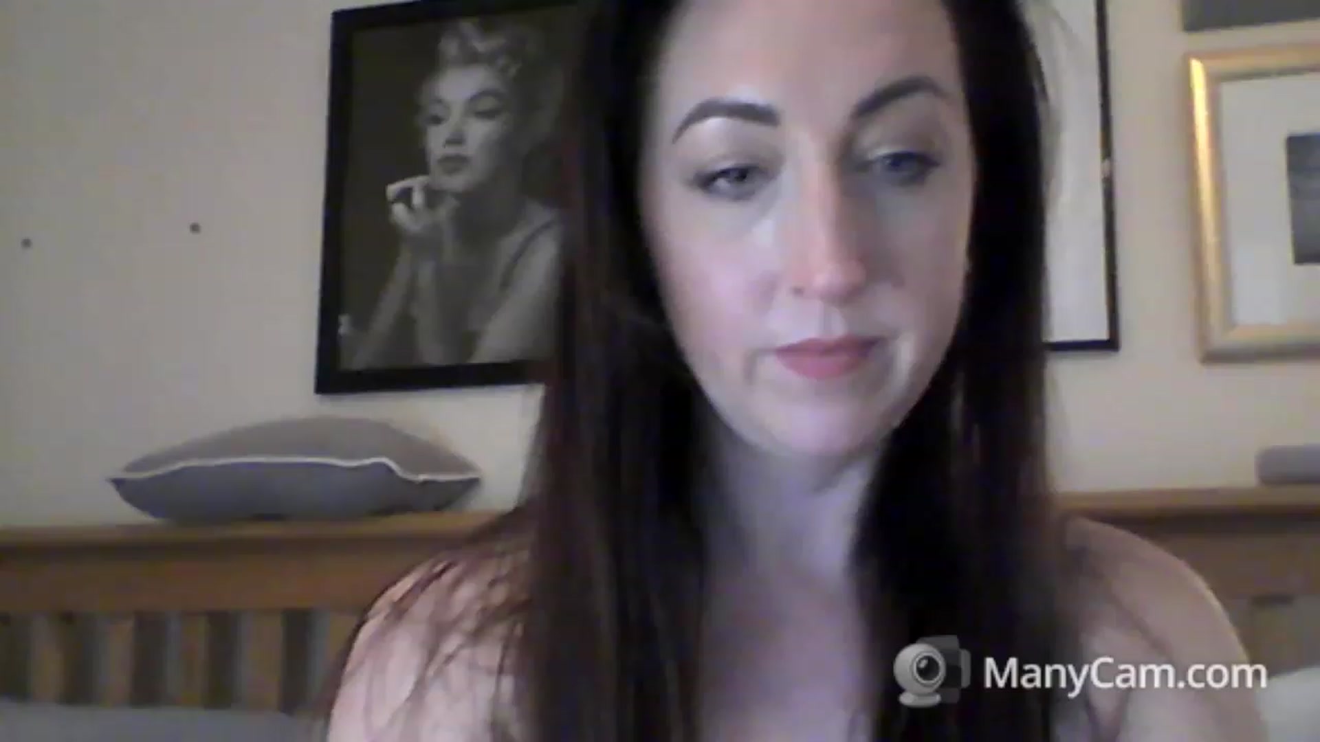 Gallery image thumbnail from MadisonFox1's myfreecams stream on, 02/02/2023, 12:19 image 9 of 20