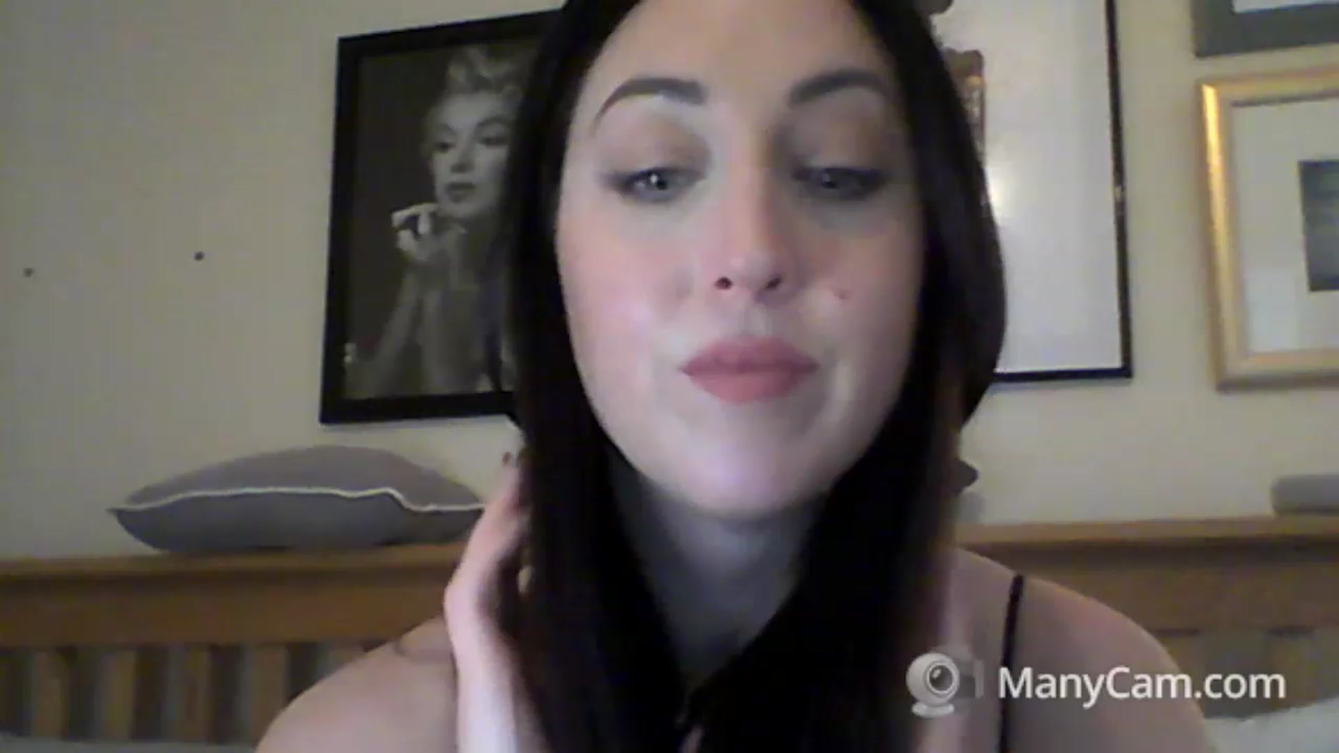 Gallery image thumbnail from MadisonFox1's myfreecams stream on, 02/02/2023, 12:19 image 4 of 20