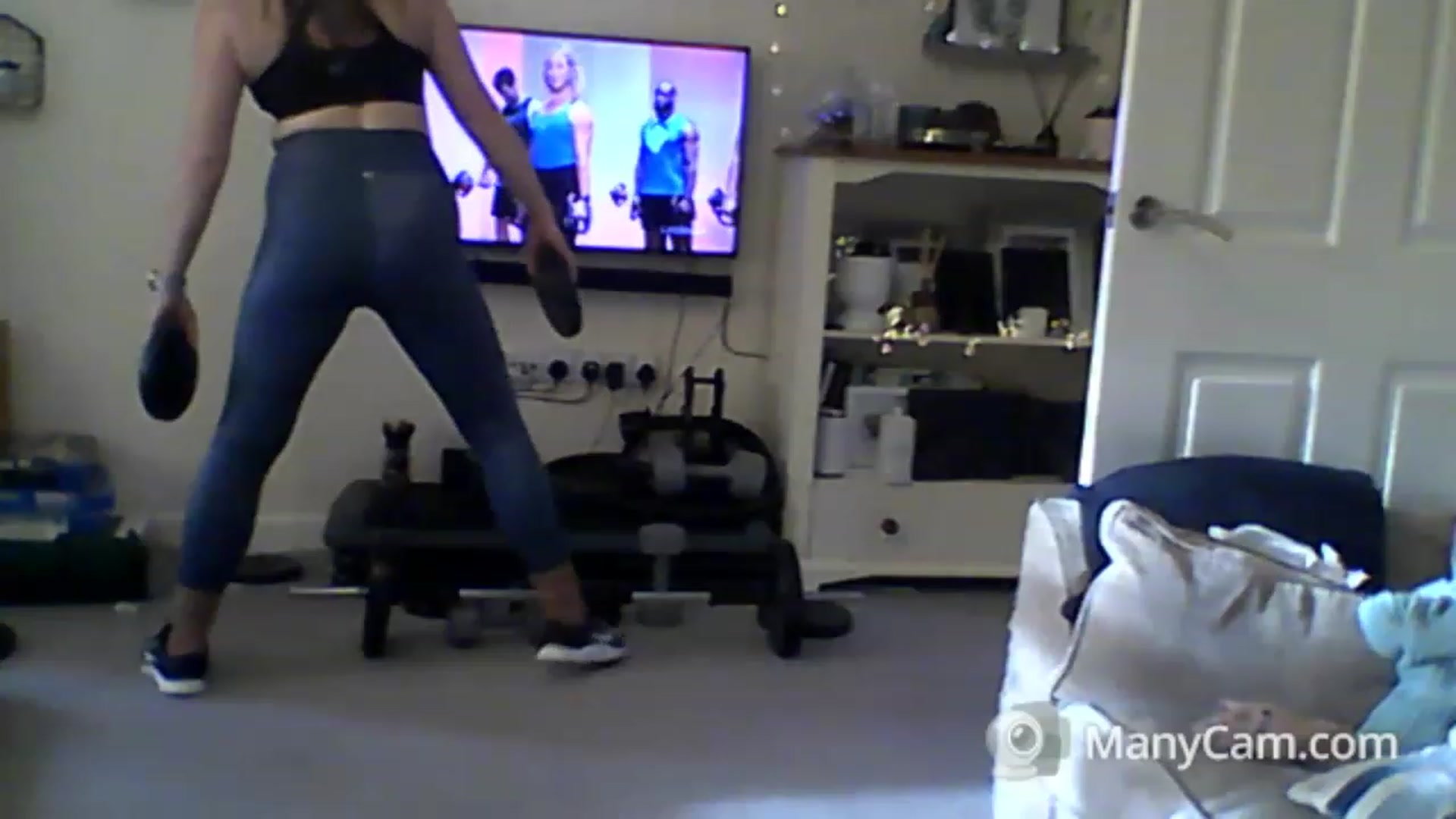 Gallery image thumbnail from MadisonFox1's myfreecams stream on, 02/03/2023, 10:16 image 11 of 20