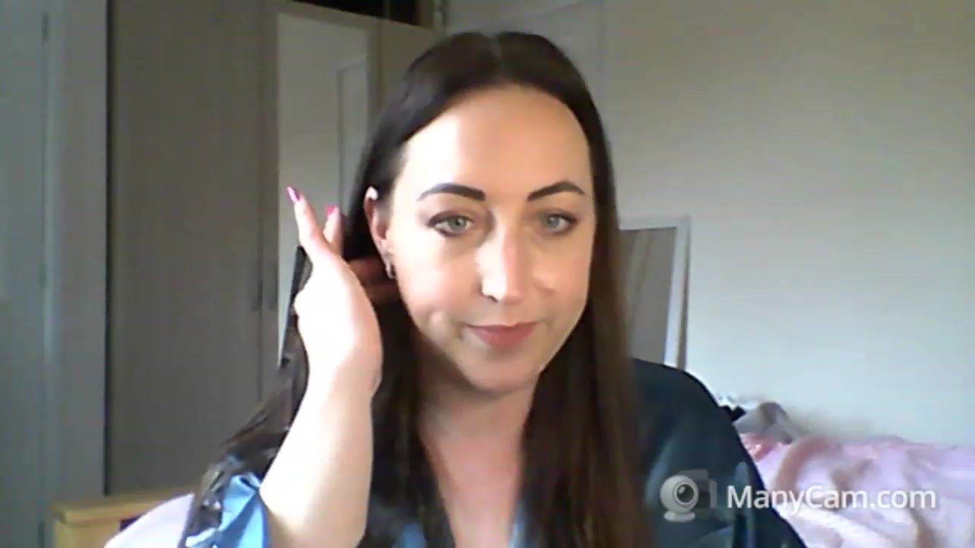 Gallery image thumbnail from MadisonFox1's myfreecams stream on, 05/12/2023, 11:16 image 1 of 20