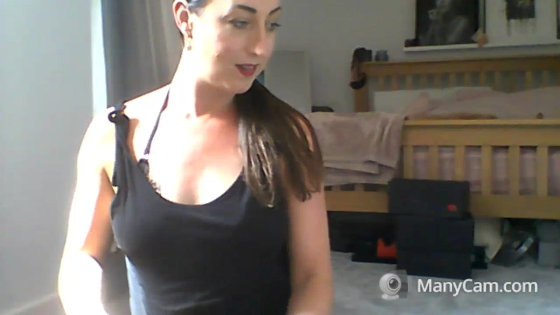 Gallery image thumbnail from MadisonFox1's myfreecams stream on, 07/13/2023, 11:07 image 13 of 20
