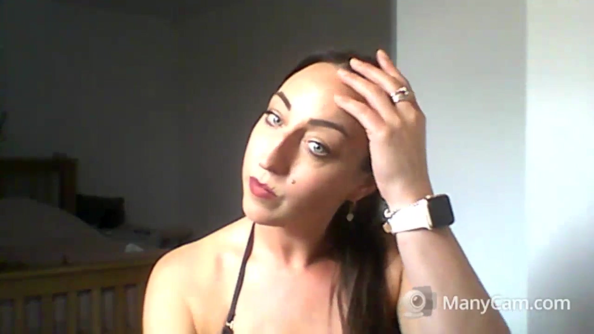 Gallery image thumbnail from MadisonFox1's myfreecams stream on, 07/13/2023, 11:07 image 5 of 20