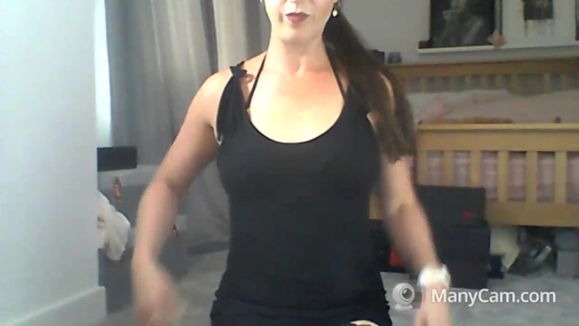 Gallery image thumbnail from MadisonFox1's myfreecams stream on, 07/13/2023, 11:07 image 10 of 20