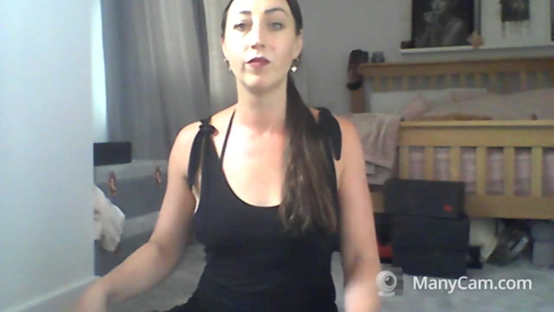 Gallery image thumbnail from MadisonFox1's myfreecams stream on, 07/13/2023, 11:07 image 9 of 20