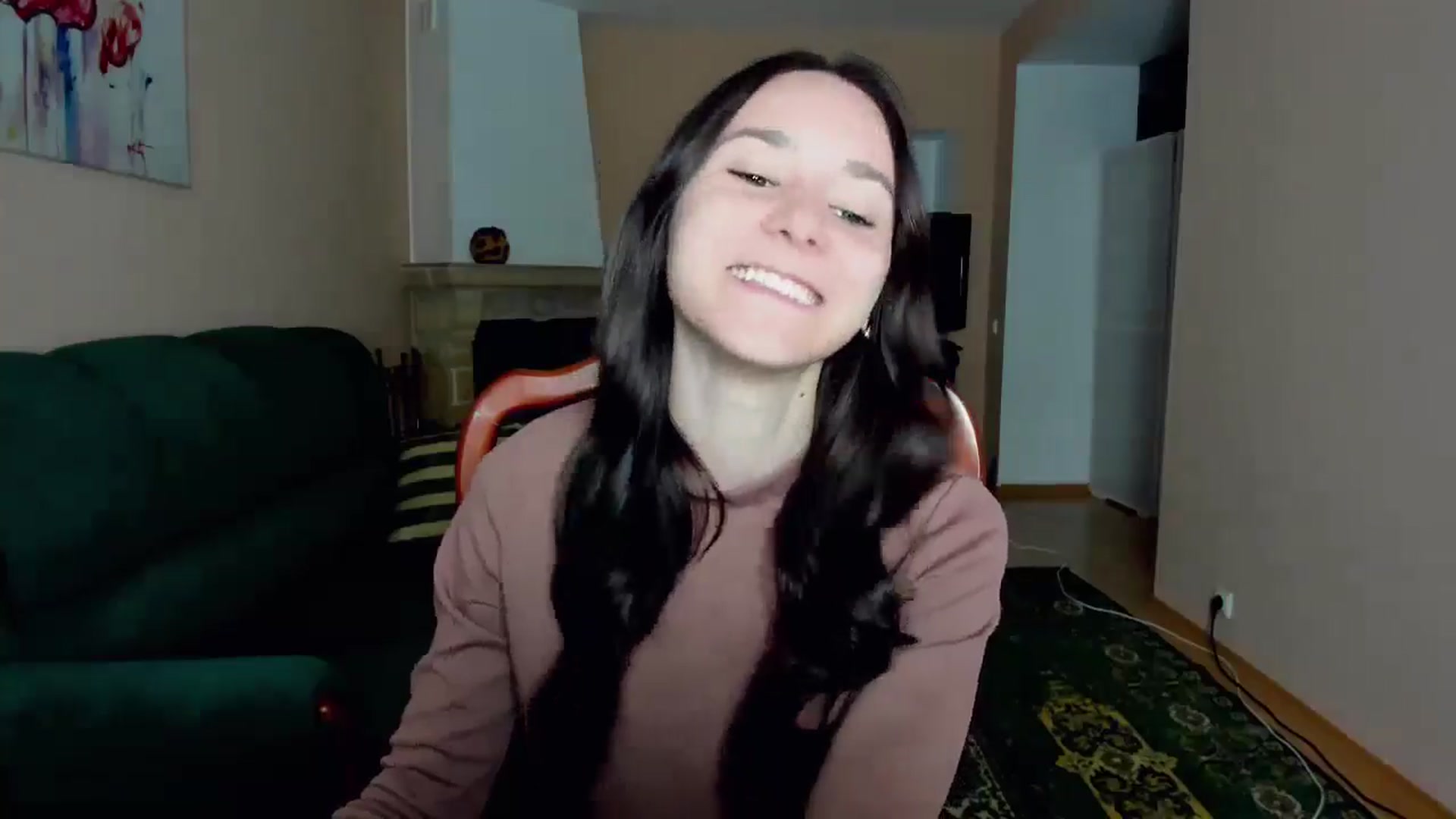 Gallery image thumbnail from Madison_Burke's myfreecams stream on, 05/02/2025, 23:15 image 11 of 20