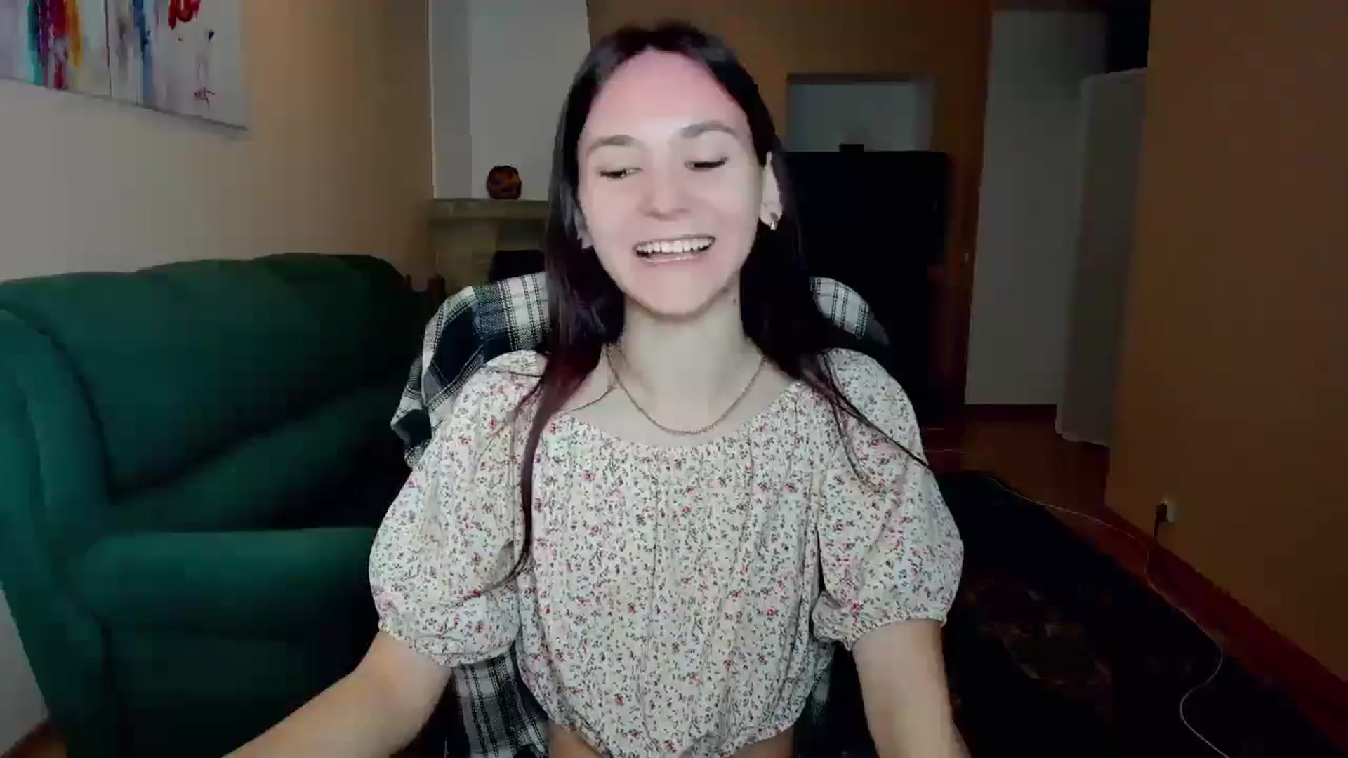 Gallery image thumbnail from Madison_Burke's myfreecams stream on, 05/16/2025, 21:50 image 18 of 20